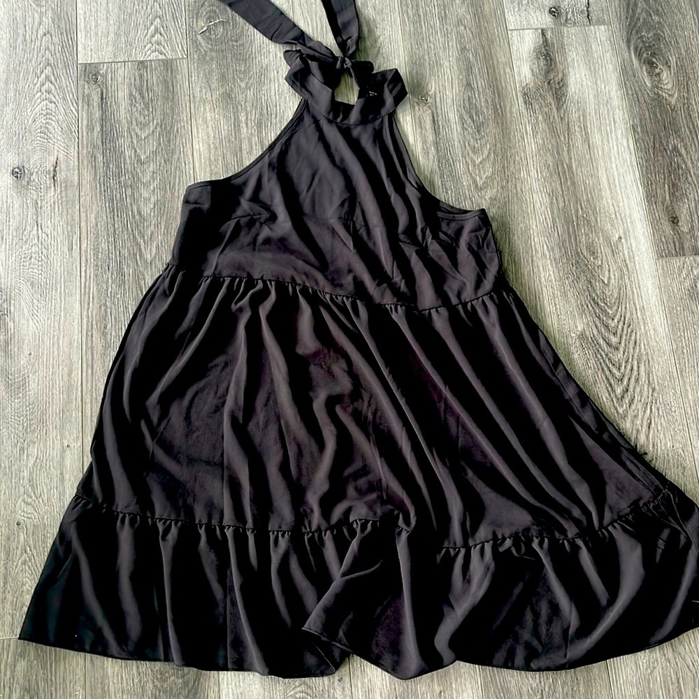 Halter neck dress